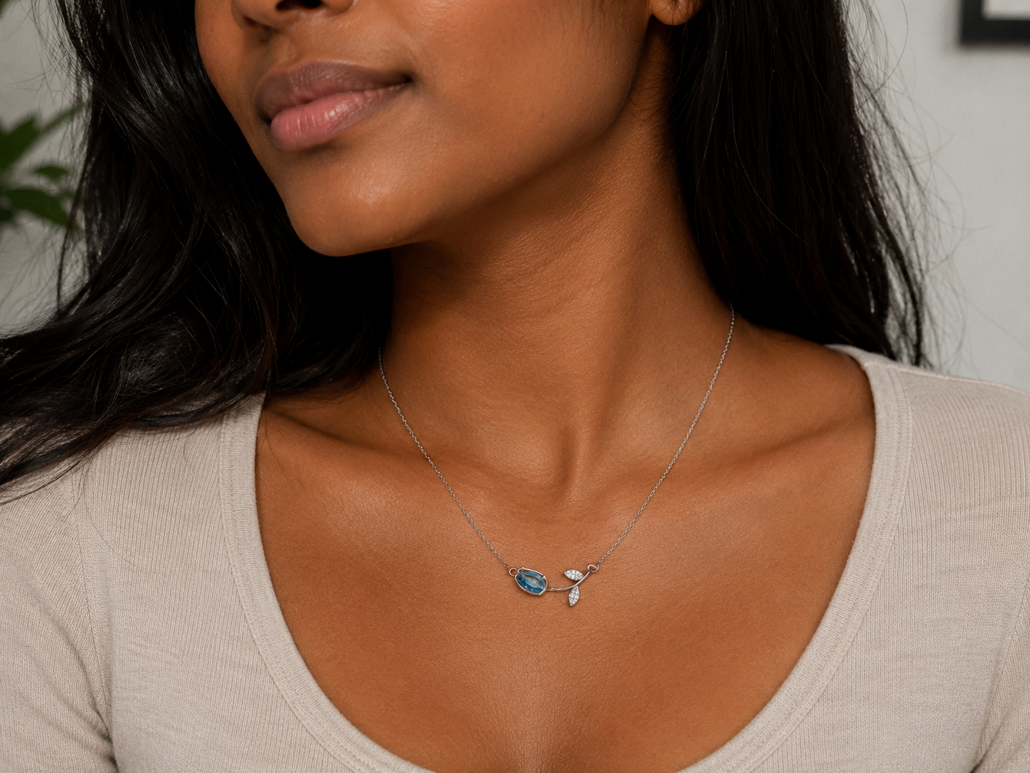 Tulip Pendant Necklace